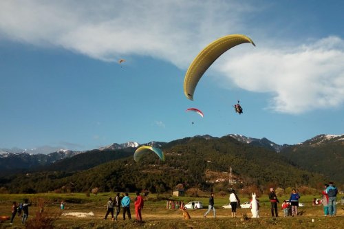 Paragliding in Bir Billing
